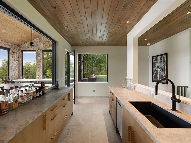 725 Rocky Point Dr — Photo 118