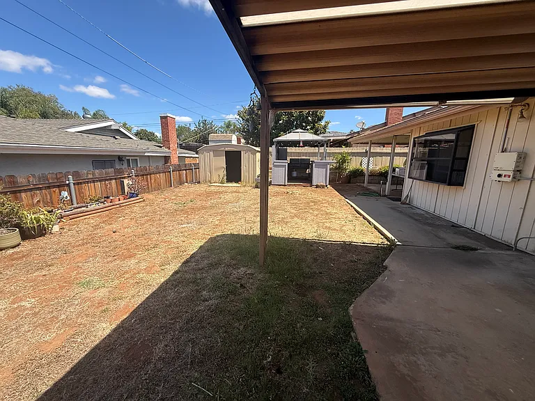2nd covered patio