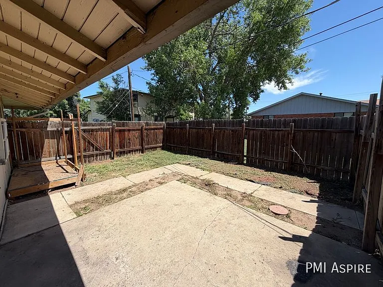 3498 Butternut Dr — Photo 10