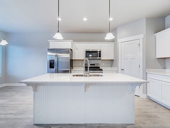 2nd image of 158 W Silver Springs Dr #1