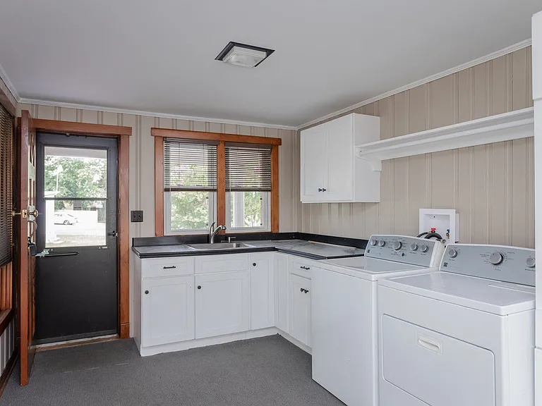 71 Judy Ln — Photo 8