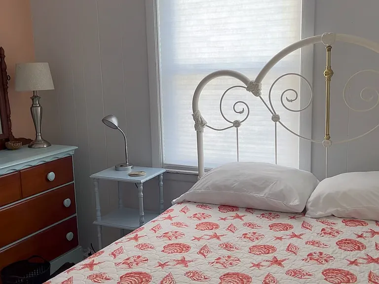 1745 Shady Bend Ln — Photo 10