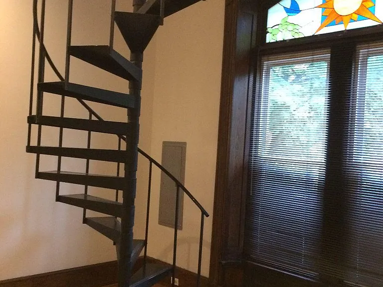 1533 Green St #1E — Photo 8