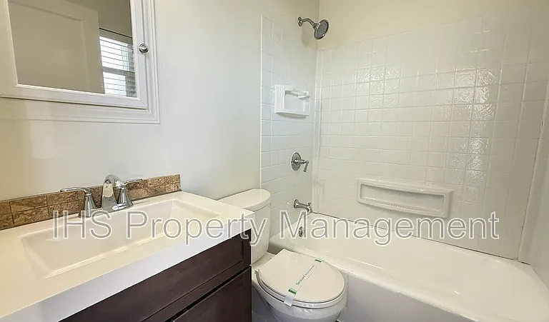 1211 George Washington Way #47 — Photo 4