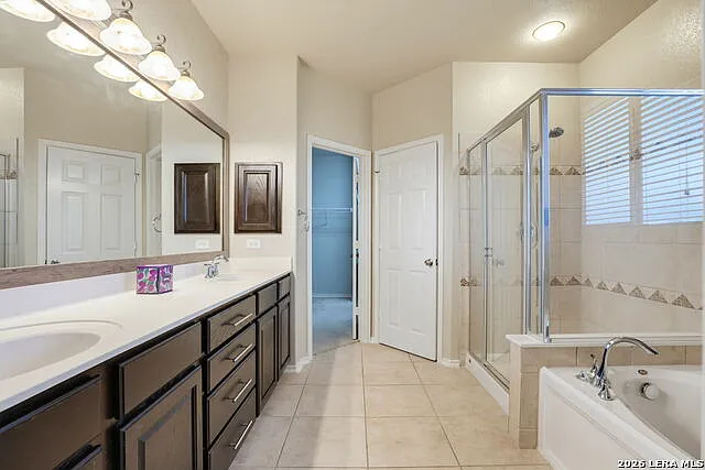 12011 Faithcrest — Photo 18