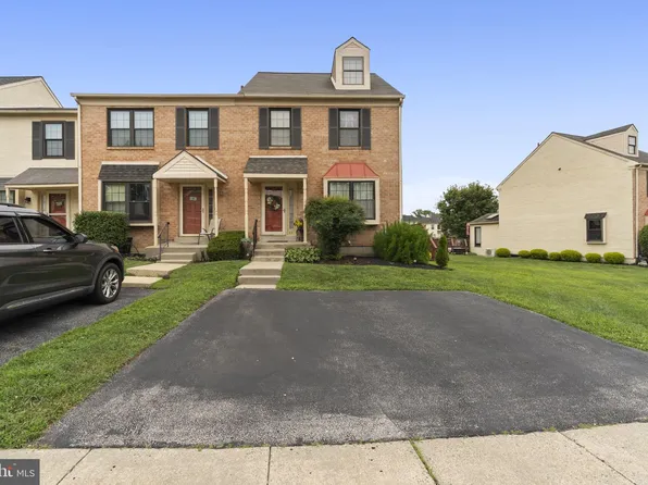 25 Ruth Rd, Brookhaven, PA 19015