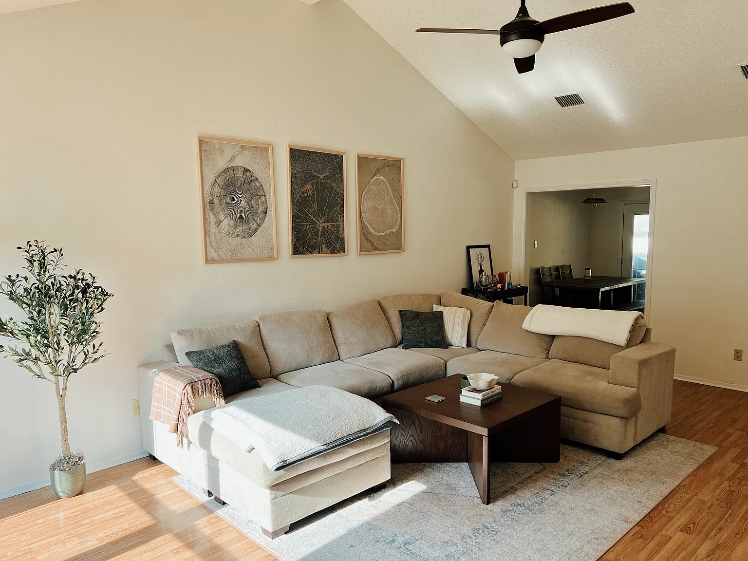 Trotwood Dr, Austin — Photo 2