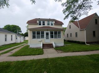 1126 Central Ave, Northwood, IA 50459