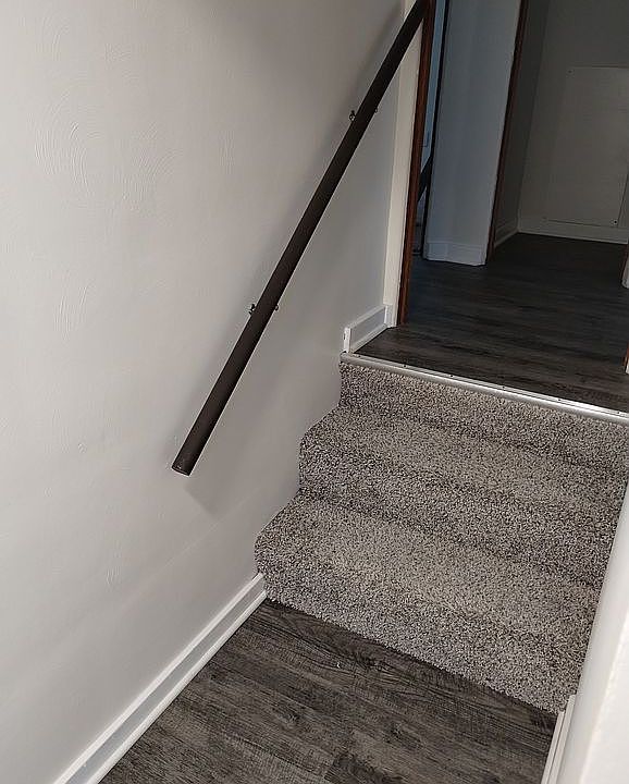 1st image of 1535 Robertson Ave
