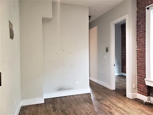 Rented by The Hamilton Group | media 8