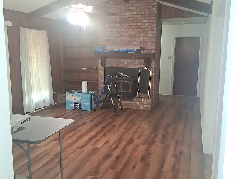 603 Pine Cone Dr — Photo 4