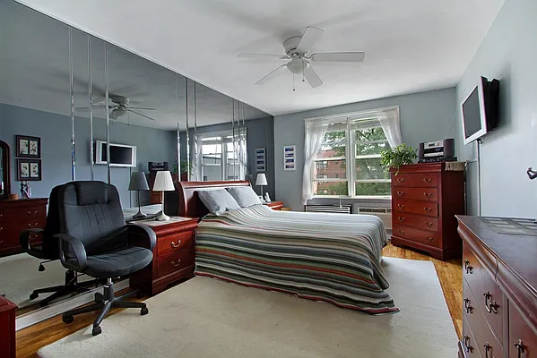 Sold by Corcoran | media 4