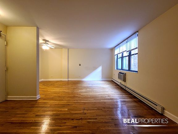 2nd image of 1446 N Dearborn St #C3