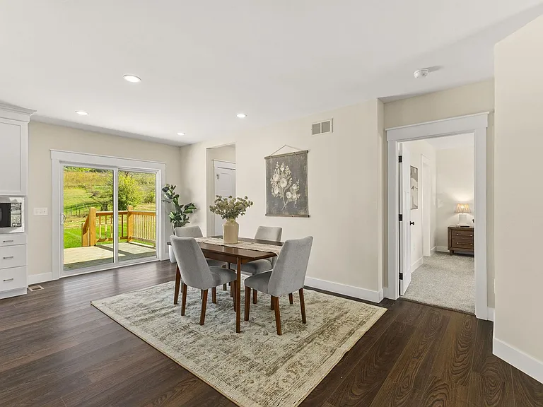 105 Bishop Hollow Rd — Photo 14