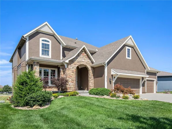 20787 W 108th St, Olathe, KS 66061
