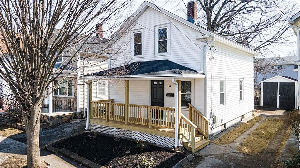 69 Vine St, East Providence, RI 02914 | Zillow