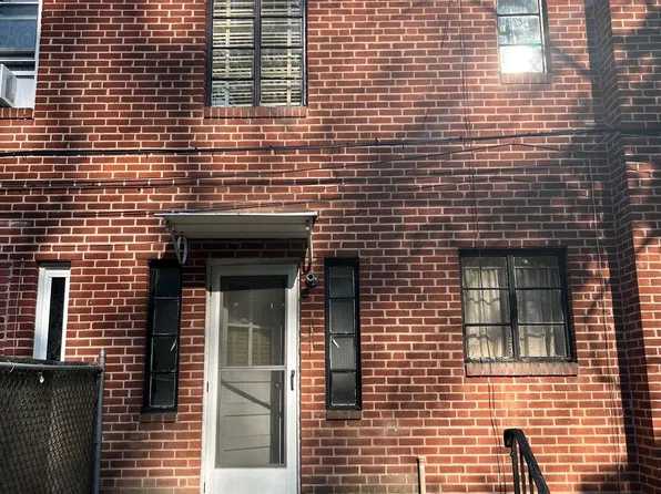 853 Parkside Ave, Trenton, NJ 08618