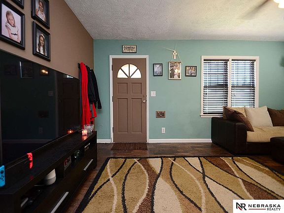 5th image of 5027 Hickory St