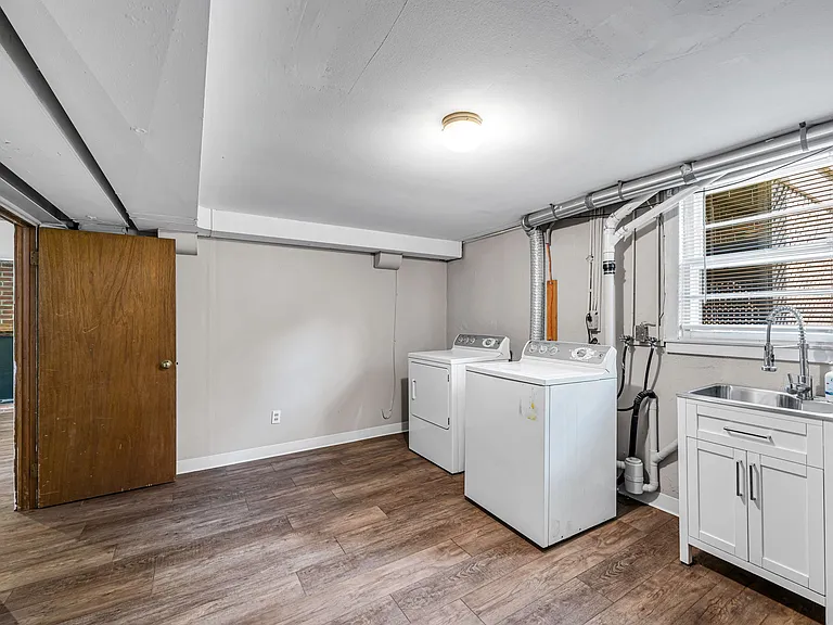 141 Cedar Rd — Photo 4