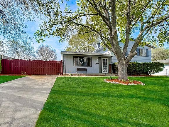 3rd image of 18315 N Linda Ln