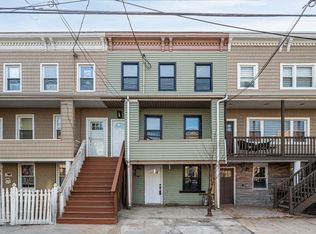 22 W 10th St, Bayonne, NJ