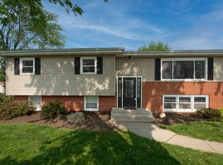 1033 S Decatur St, Hobart, IN 46342