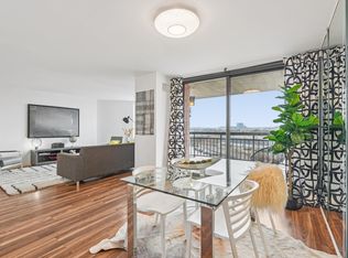 530 Harmon Cove Tower #530, Secaucus, NJ