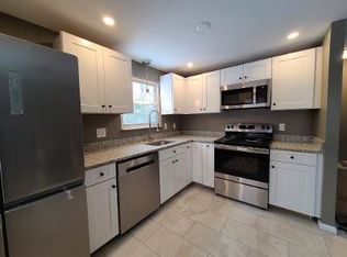 177 Lyman St #B, Westborough, MA 01581