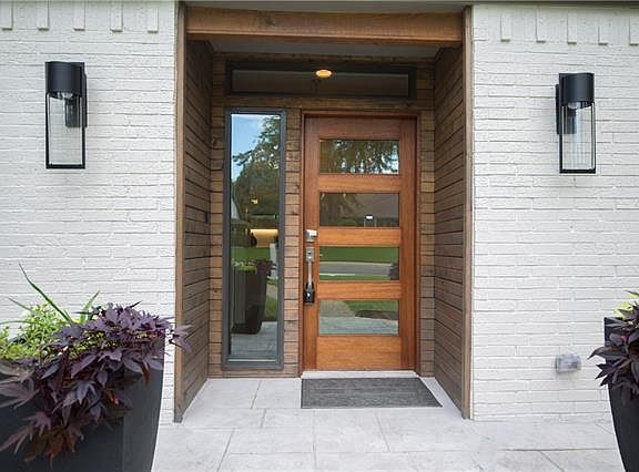 5th image of 6818 Town Bluff Dr