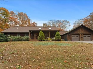 63 Stanwoll Hill Rd, Deep River, CT 06417