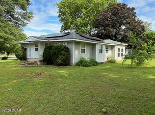 302 E 6th St, Purcell, MO 64857