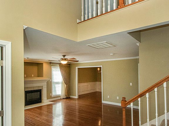 5th image of 12935 Peach View Dr
