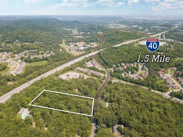 7677 Sawyer Brown Rd, Nashville, TN 37221