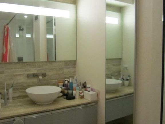4th image of 322 W 57th St APT 25Q
