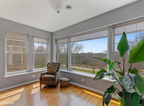 5th image of 4719 S Drexel Blvd #3N