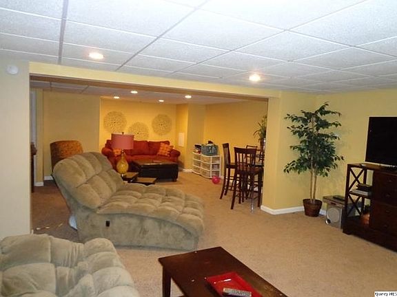Home for Sale in Quincy, IL $159,900