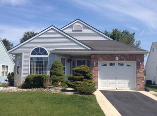 7 Plymouth Ct, Toms River, NJ 08757