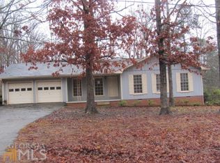 28 Beauchamp Rd, Carrollton, GA 30117