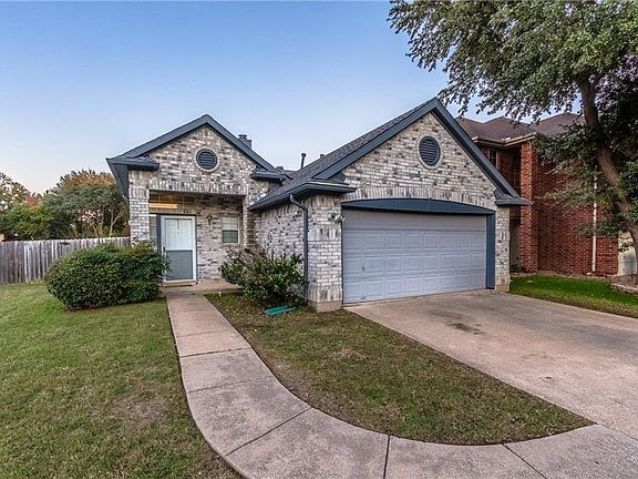 2nd image of 1668 Prescott Cir