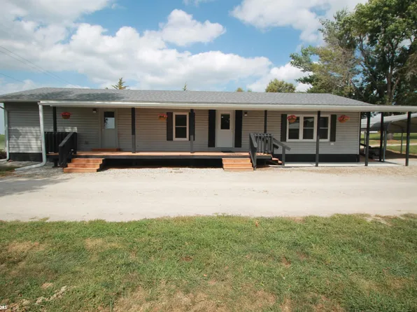 2220 Teak Ave, Clarinda, IA 51632