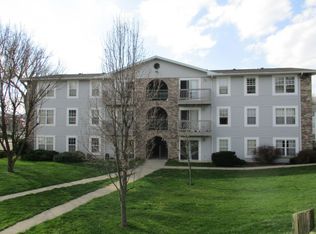 247 W Union St #B-102, Athens, OH 45701