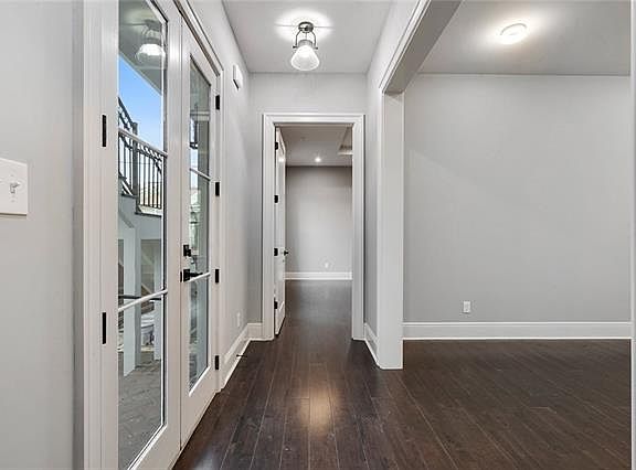 2nd image of 2919 Gravier St #201