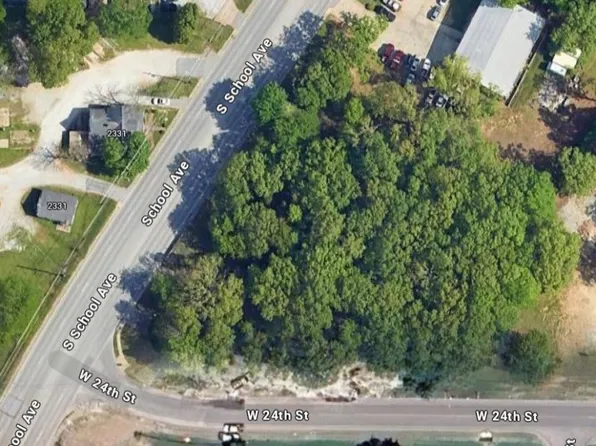 0 W 24th St, Fayetteville, AR 72701