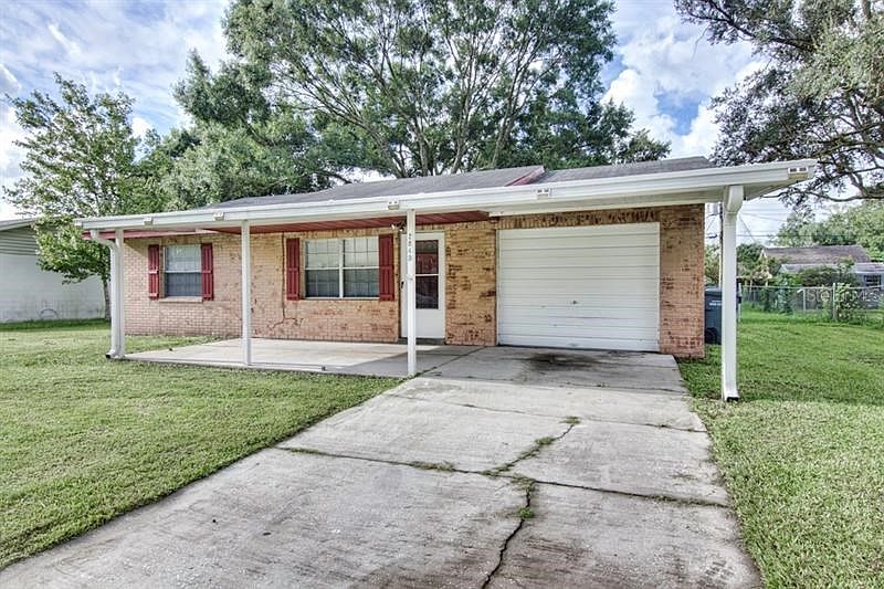 1st image of 2849 Woodcrest Ln