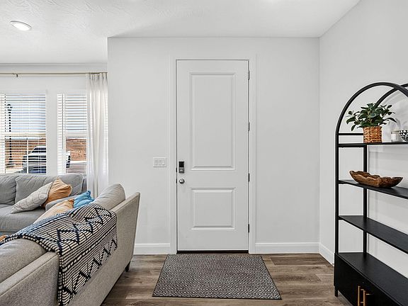 3rd image of 5898 S Jasper Ridge Cir