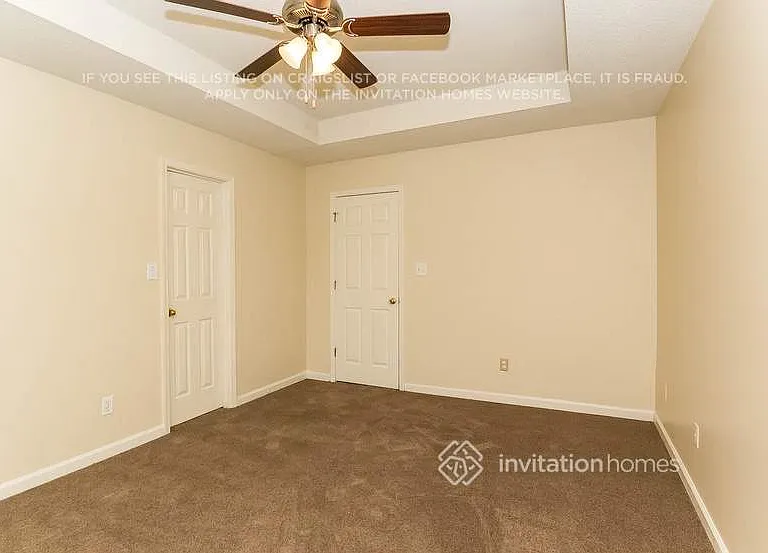 1131 Collyns Ct — Photo 11