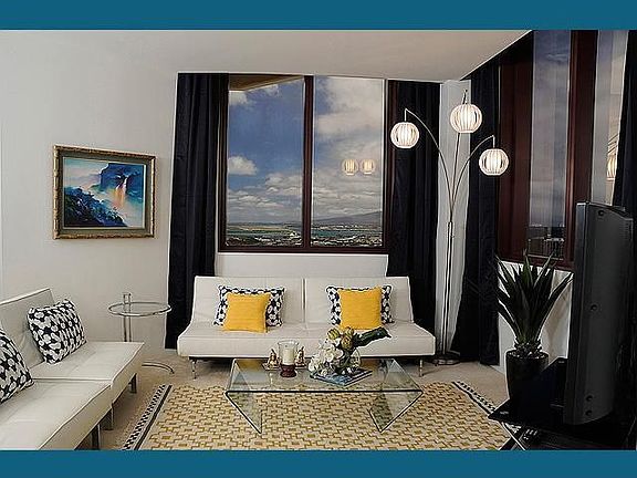 5th image of 101 20th St #2203