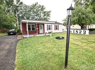 1823 Kylemore Dr, Xenia, OH 45385