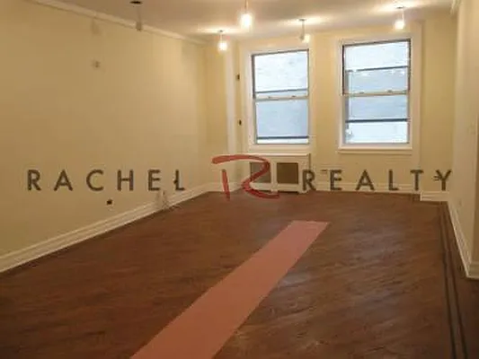 Sold by Rachel Realty | media 21