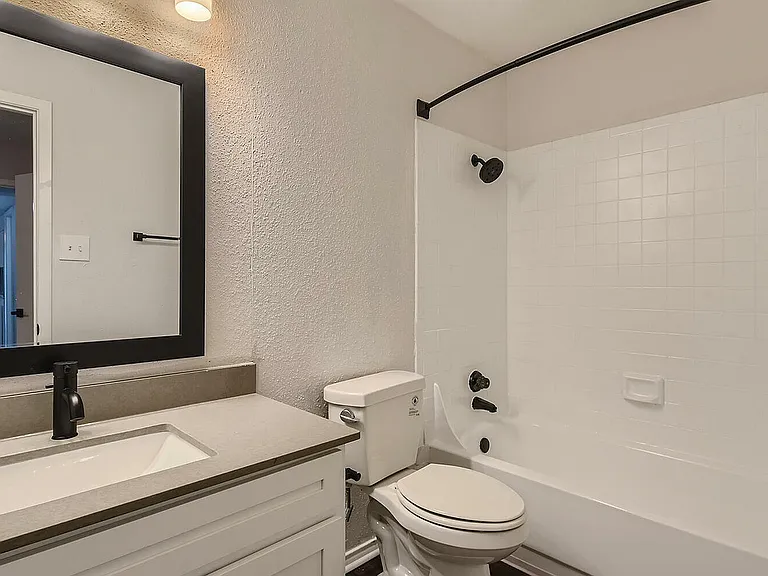 Bathroom Premium